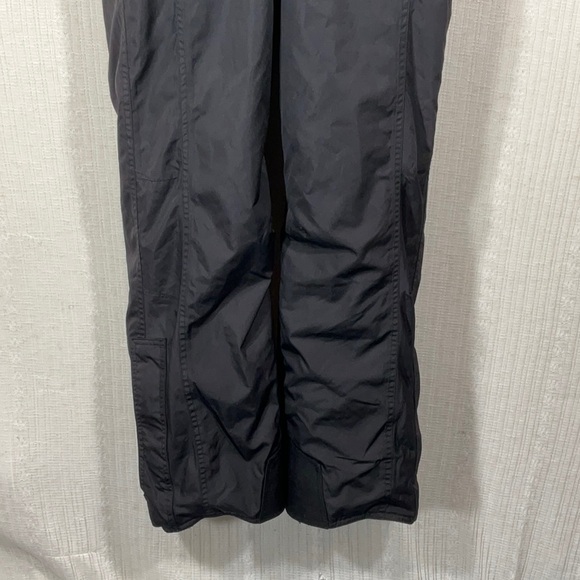 The Great Outdoors Snowsuit, skiing, snowboarding, snowmobiling- Size 8 - Picture 12 of 16